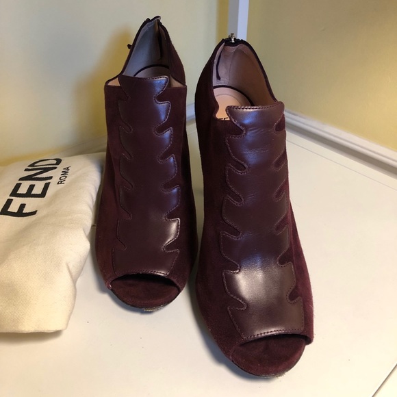 Fendi crocktail booties - Picture 2 of 4